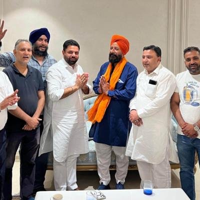 अमनदीप जैंतीपुर के नेतृत्व में बटाला में कांग्रेस पार्टी को मिला भारी बल  भाजपा के पूर्व पार्षद जसबीर सिंह नीटा कांग्रेस में शामिल हुए